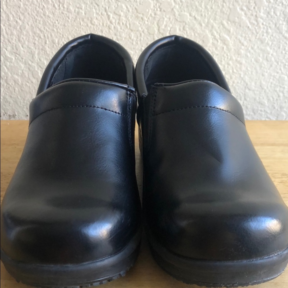 Tradesafe Shoes Oil Slip Resistant WMNS Sz 7 Black